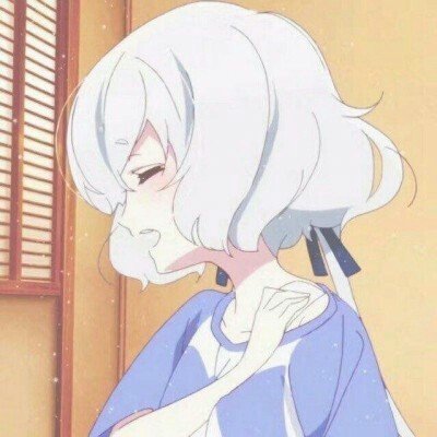 水泥地被顶破 挖开一看长满竹笋
